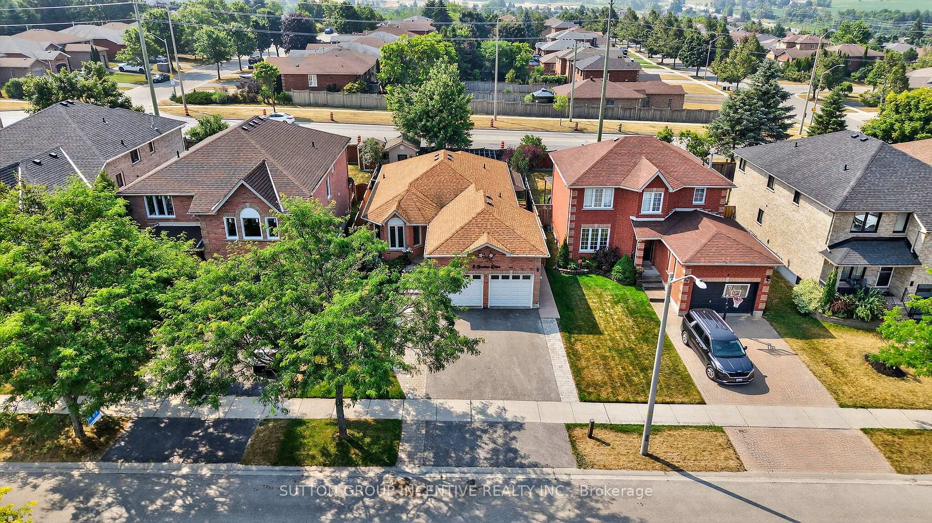 Photo 31 of 6 Sundew Drive, Barrie, Holly — HOMEH