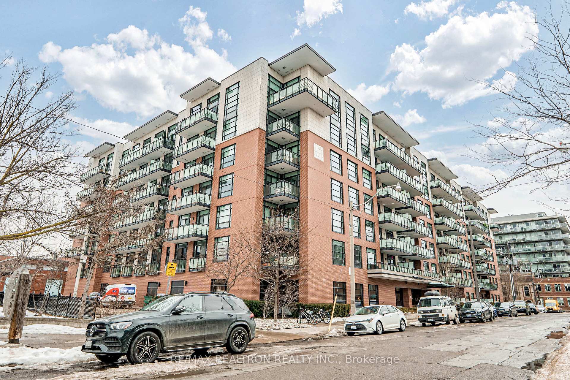 Front of Unit 328, 88 Colgate Avenue