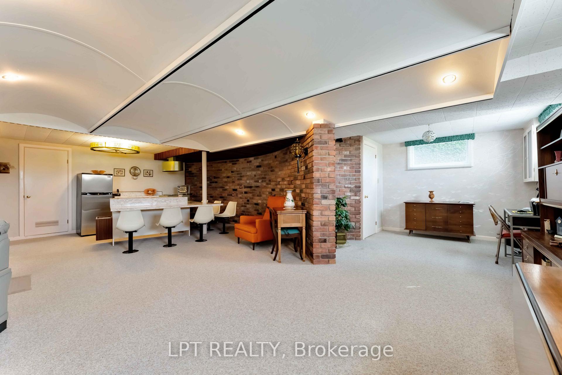 Photo 29 of 742 Halstead Street, Ottawa, Elmvale Acres — HOMEH