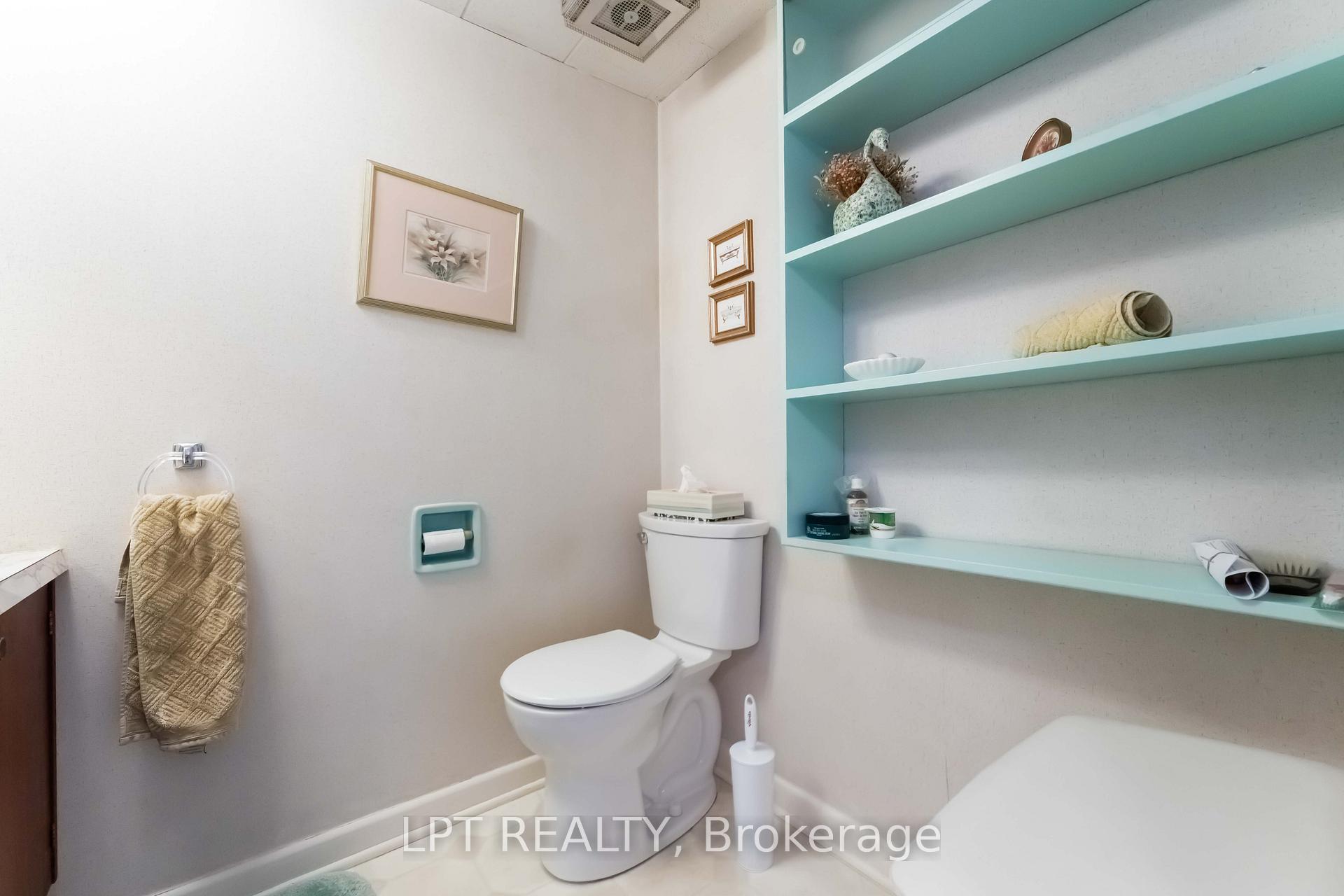 Photo 32 of 742 Halstead Street, Ottawa, Elmvale Acres — HOMEH