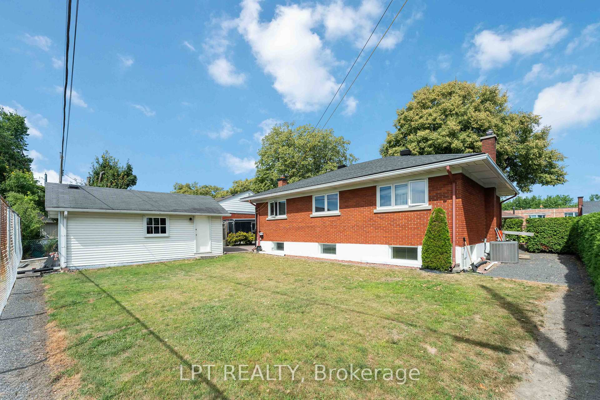 Photo 38 of 742 Halstead Street, Ottawa, Elmvale Acres — HOMEH
