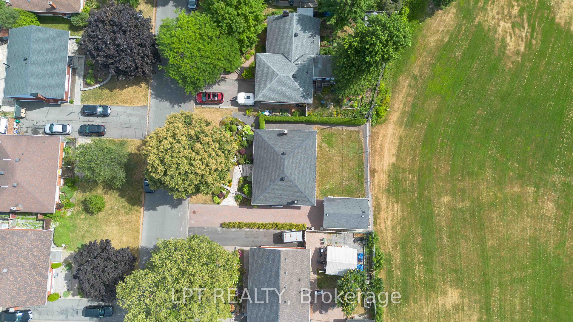 Photo 39 of 742 Halstead Street, Ottawa, Elmvale Acres — HOMEH