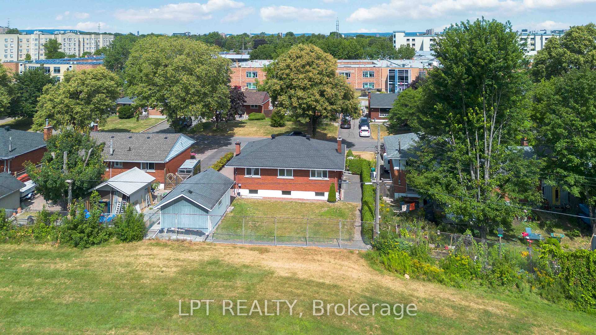 Photo 46 of 742 Halstead Street, Ottawa, Elmvale Acres — HOMEH
