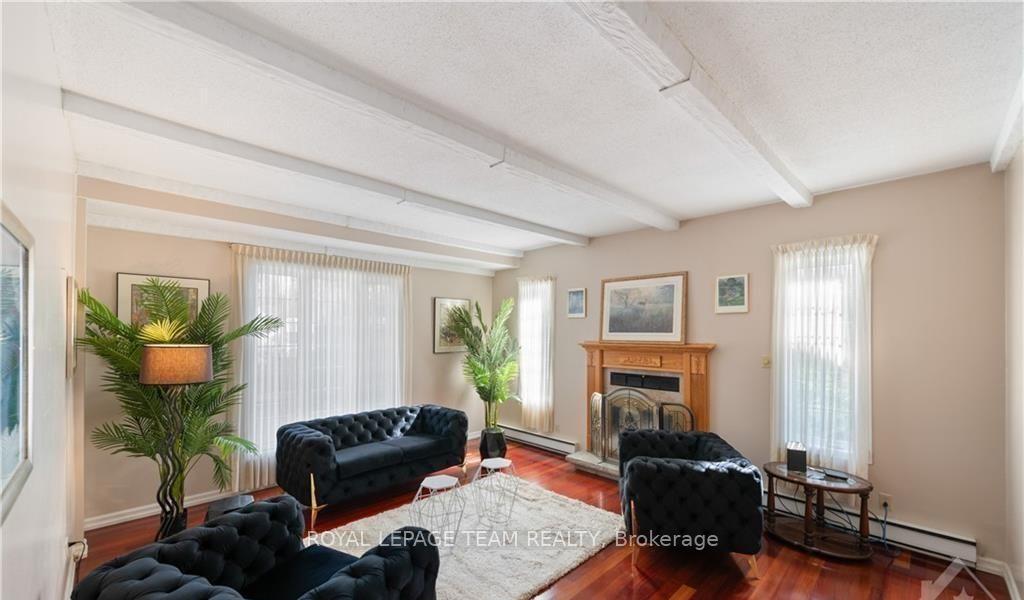 Photo 5 of 25 Saginaw Crescent, Ottawa, Borden Farm/Stewart Farm/Carleton Heights/Parkwood Hills — HOMEH