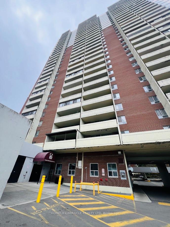 Front of Unit 1108, 5 Massey Square