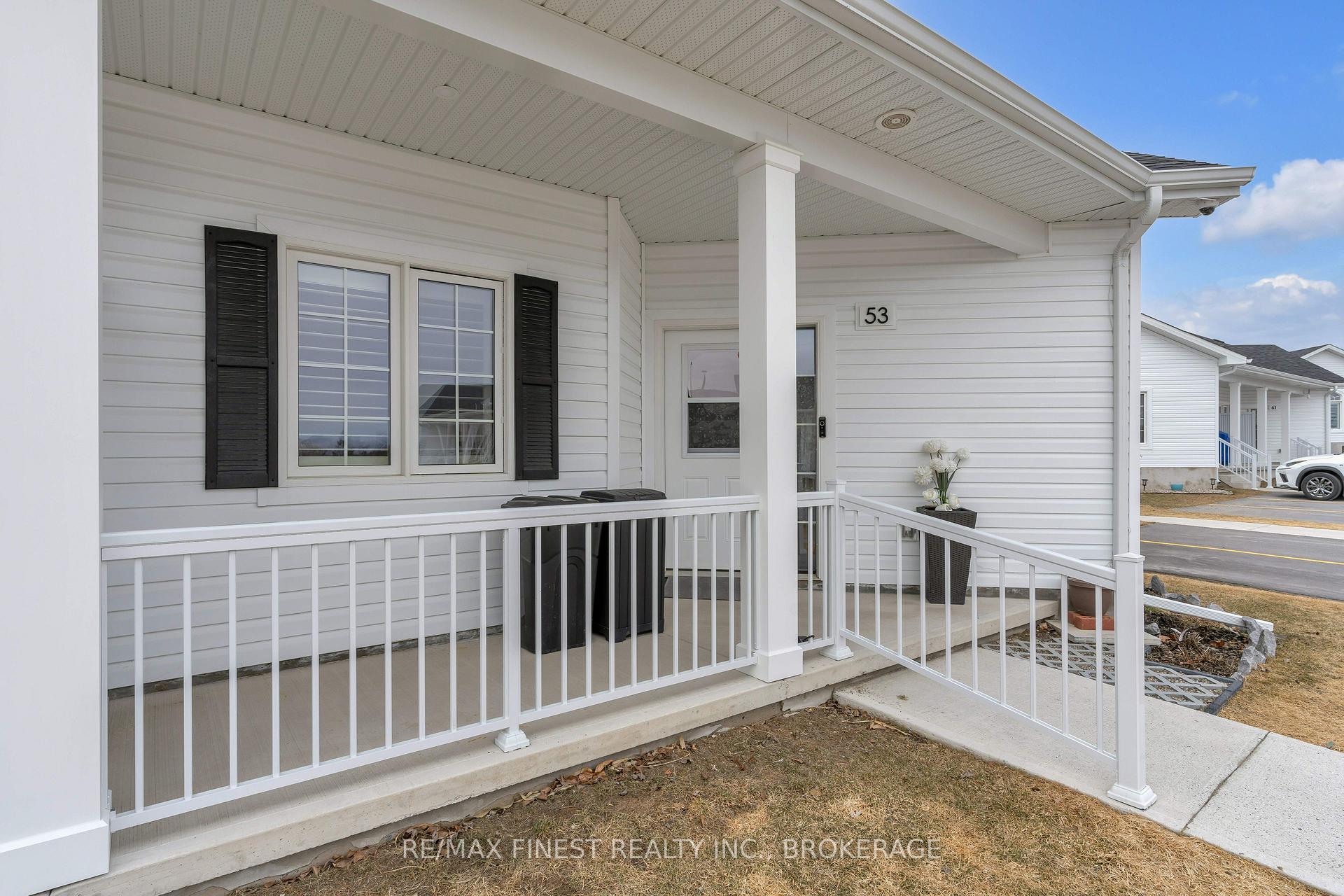 Photo 5 of 53 Lowry Place, Loyalist, Amherstview — HOMEH