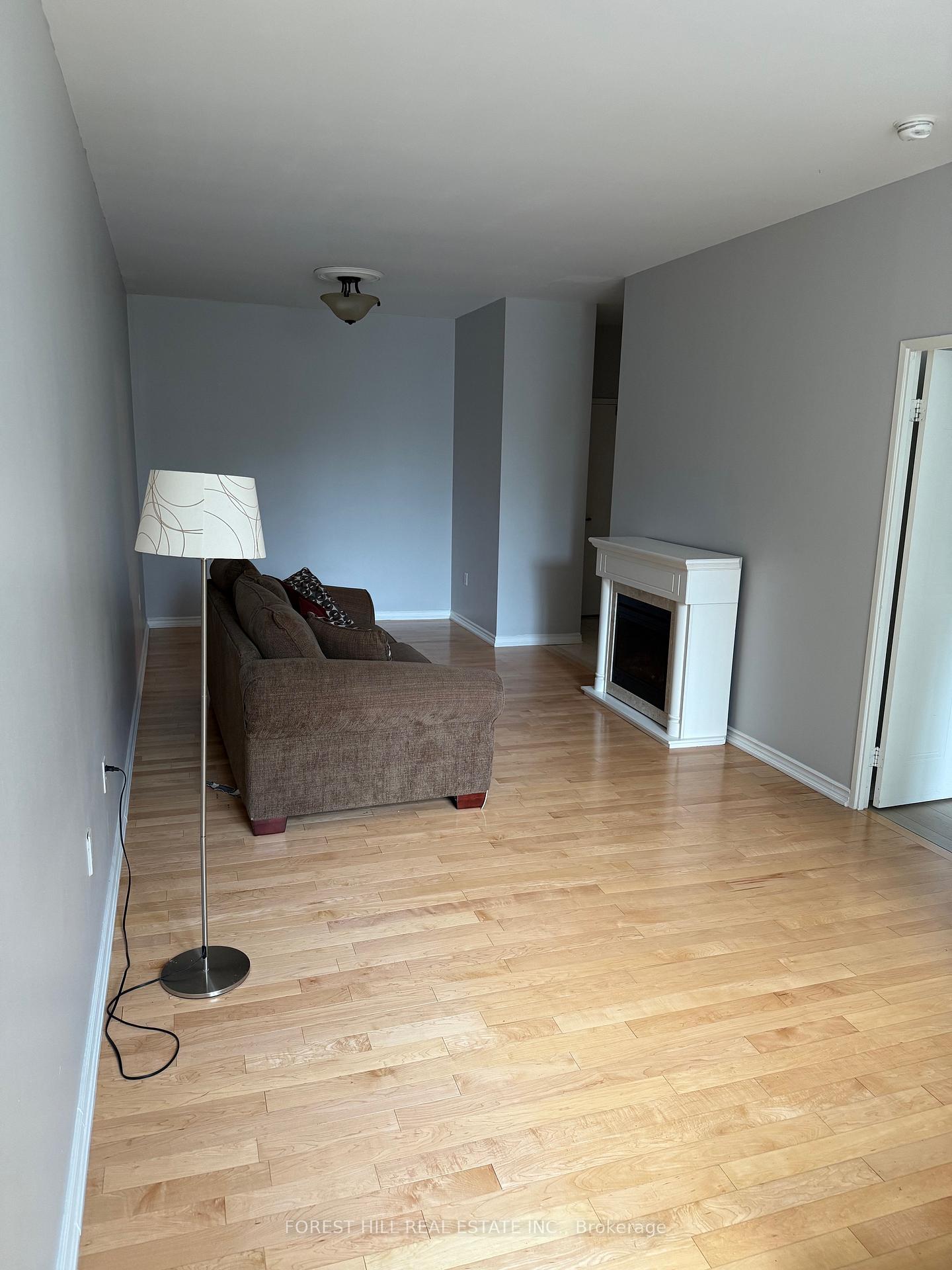 Photo 12 of Unit 103, 11 Thorncliffe Pk Drive, Toronto, Thorncliffe Park — HOMEH