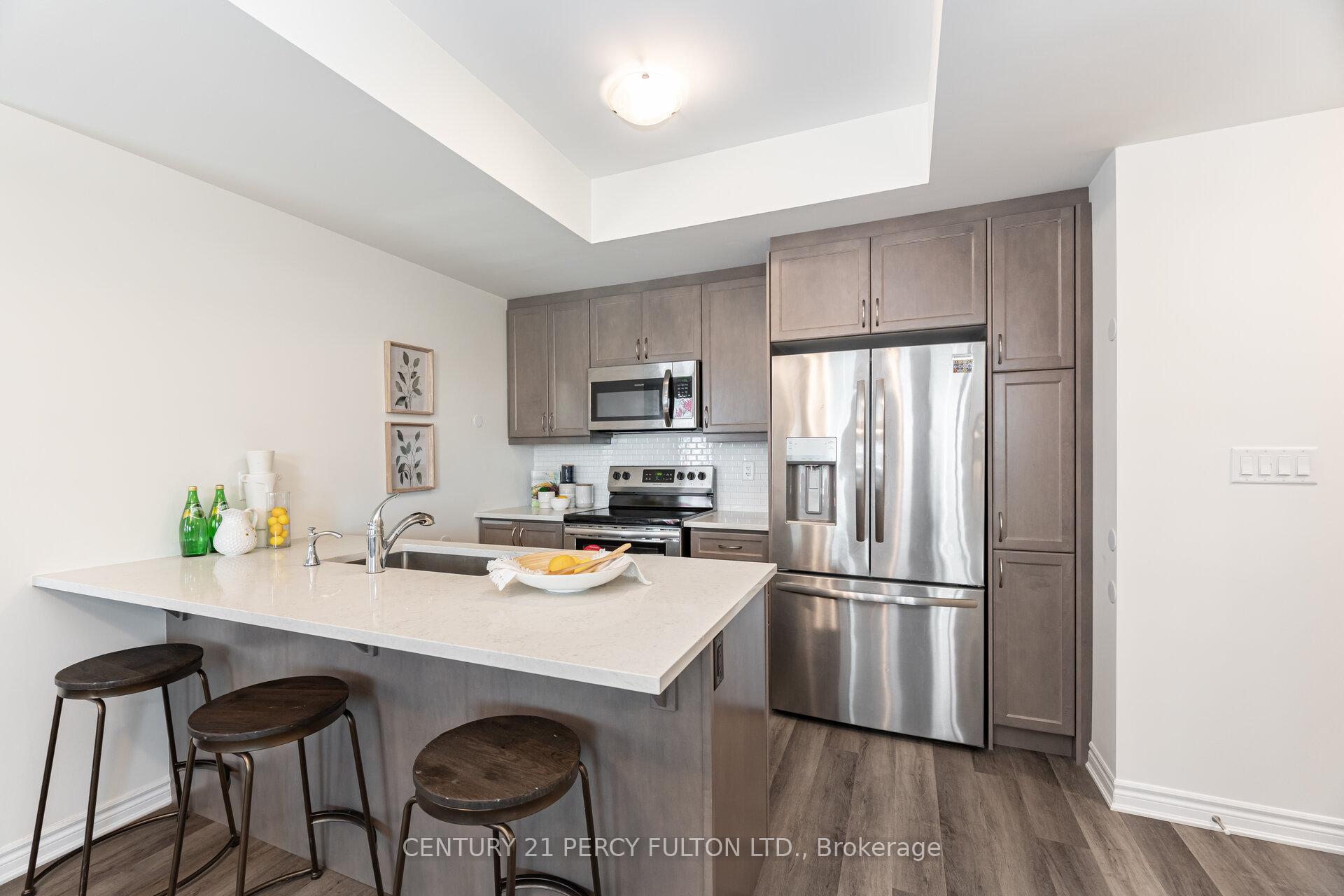 Photo 4 of Unit 510, 1034 Reflection Place, Pickering, Rural Pickering — HOMEH