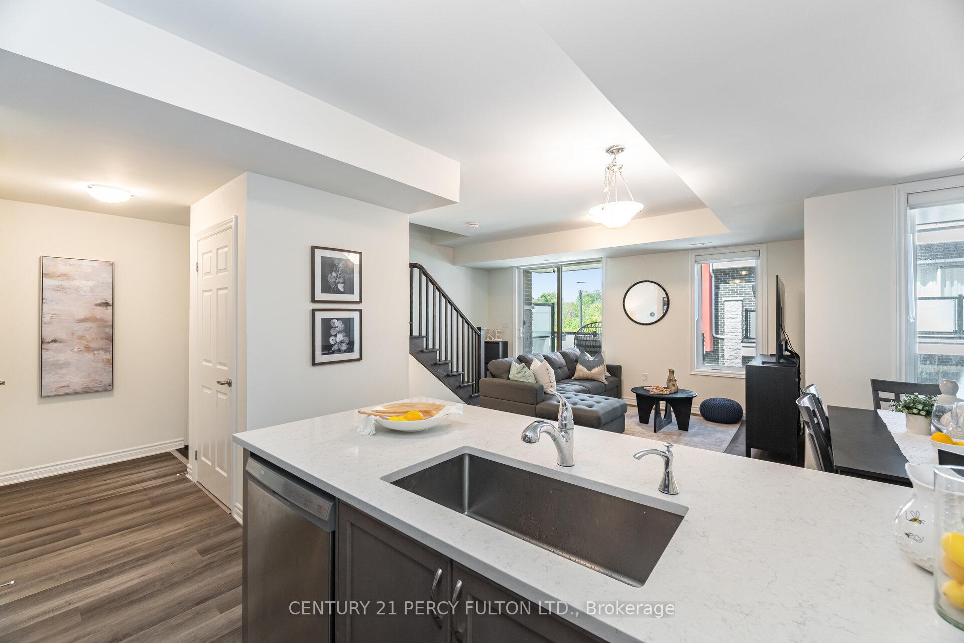 Photo 6 of Unit 510, 1034 Reflection Place, Pickering, Rural Pickering — HOMEH