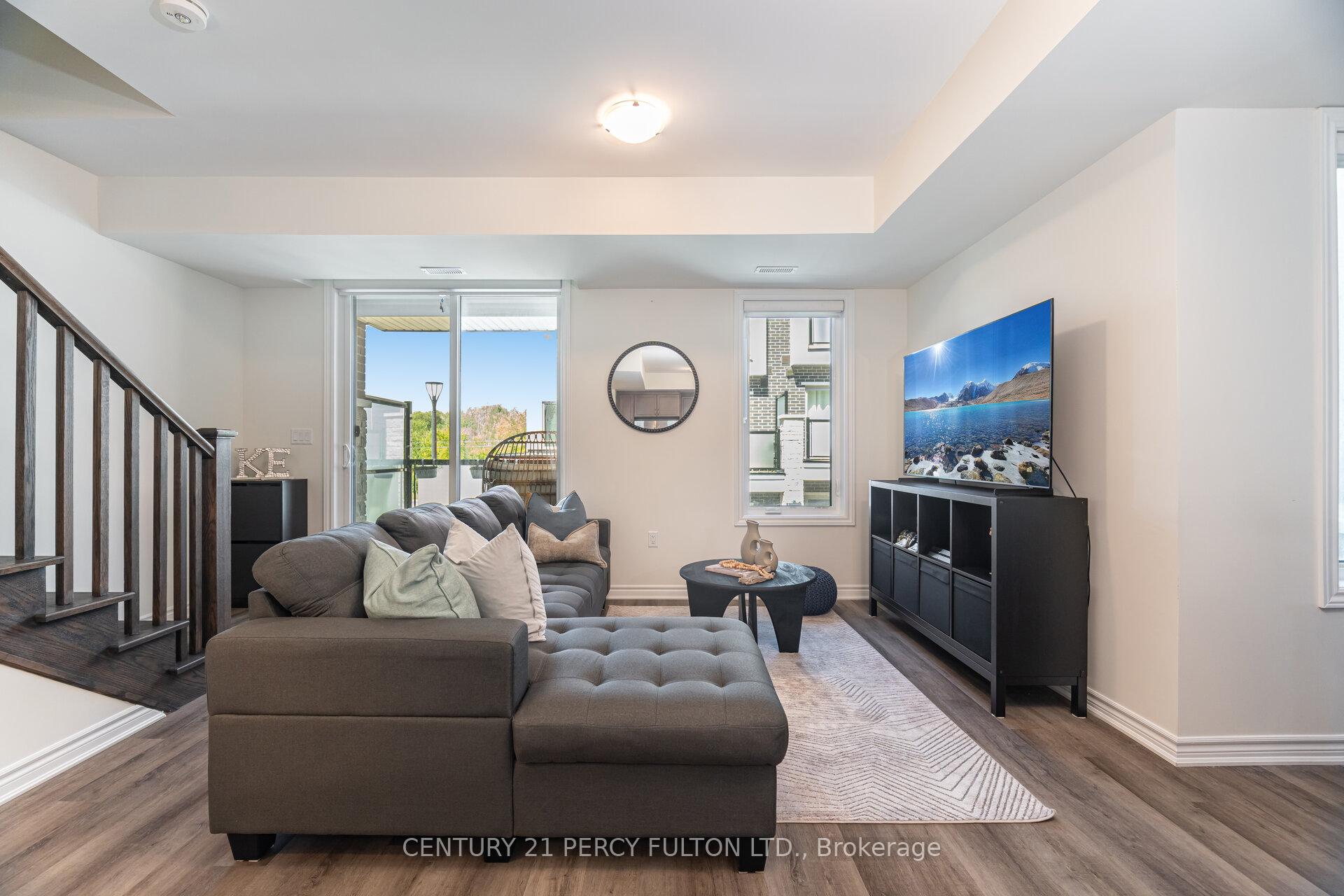 Photo 7 of Unit 510, 1034 Reflection Place, Pickering, Rural Pickering — HOMEH
