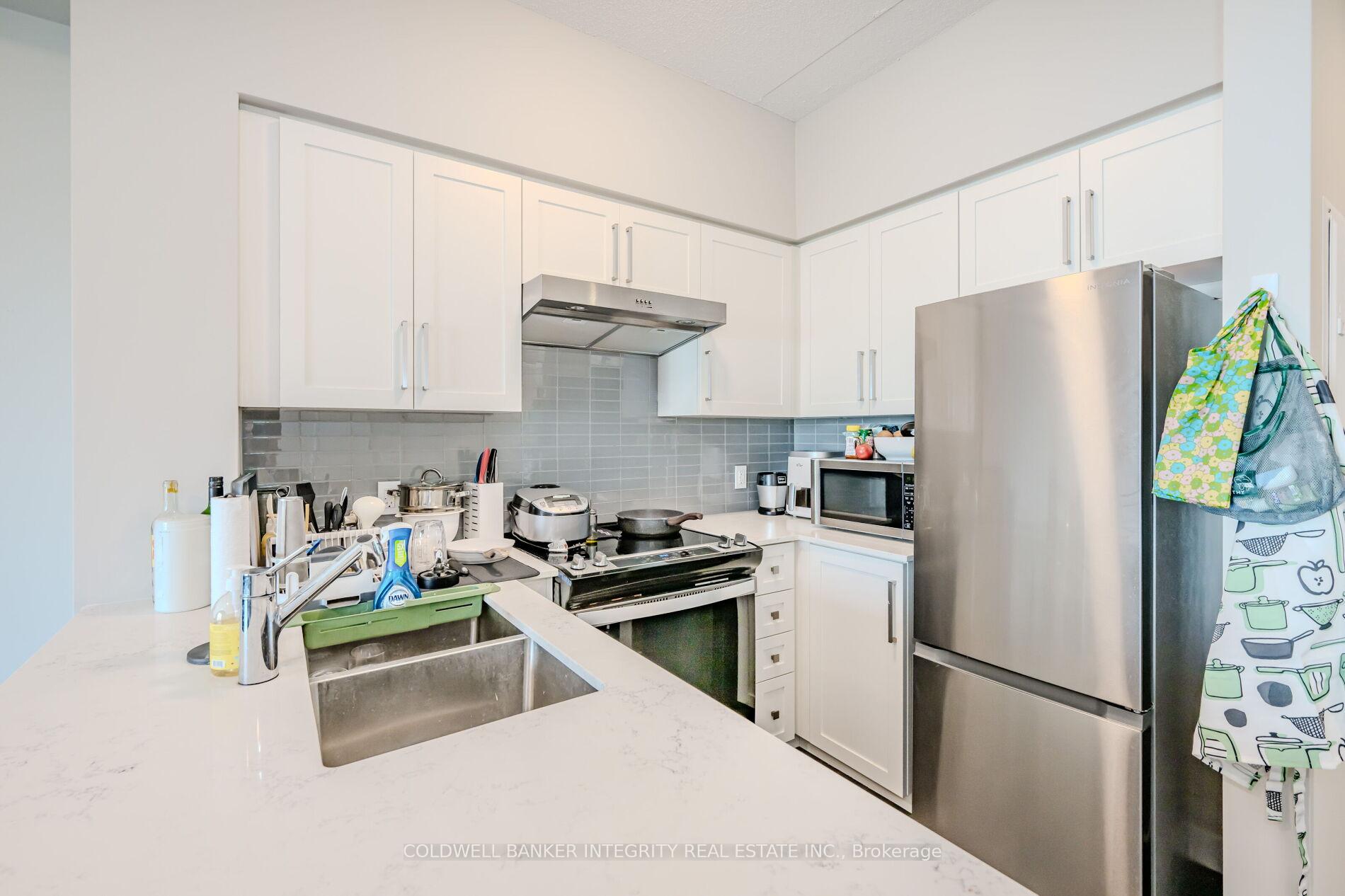 Photo 10 of Unit 10, 15 Queent Street S, Hamilton, Central — HOMEH