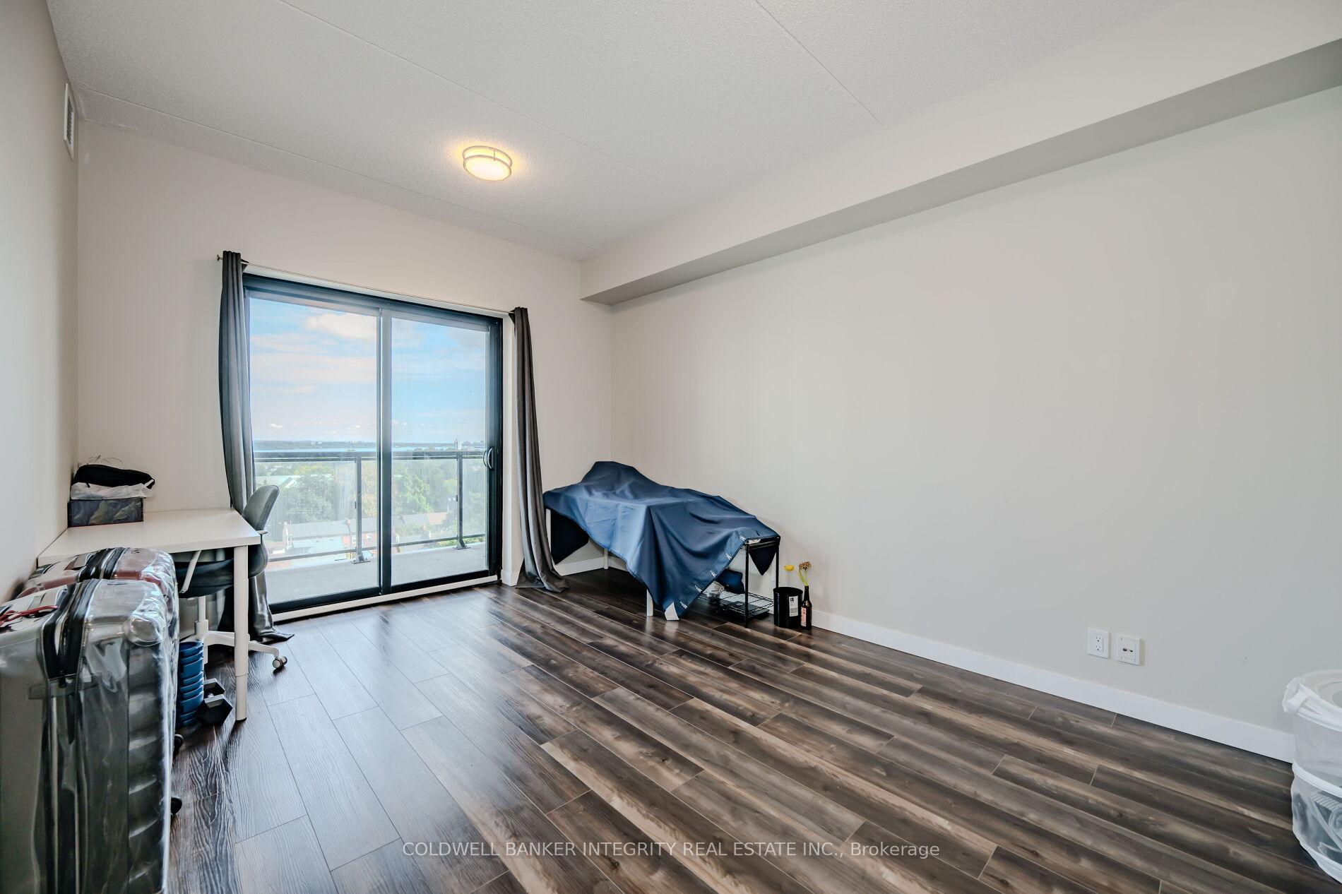 Photo 13 of Unit 10, 15 Queent Street S, Hamilton, Central — HOMEH