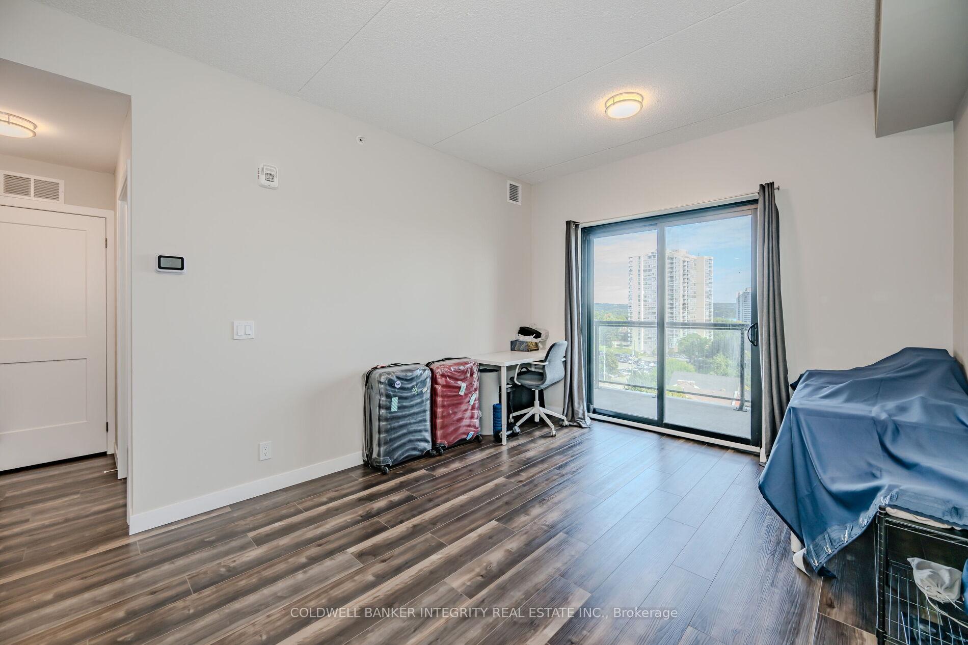 Photo 14 of Unit 10, 15 Queent Street S, Hamilton, Central — HOMEH