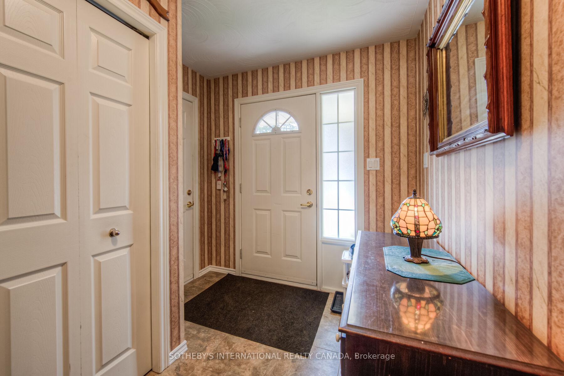 Photo 4 of Unit 8, 150 Oak Street, Norfolk, Simcoe — HOMEH