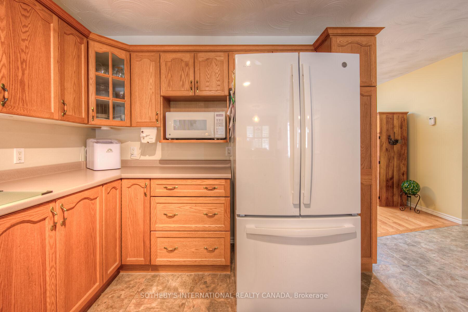 Photo 8 of Unit 8, 150 Oak Street, Norfolk, Simcoe — HOMEH