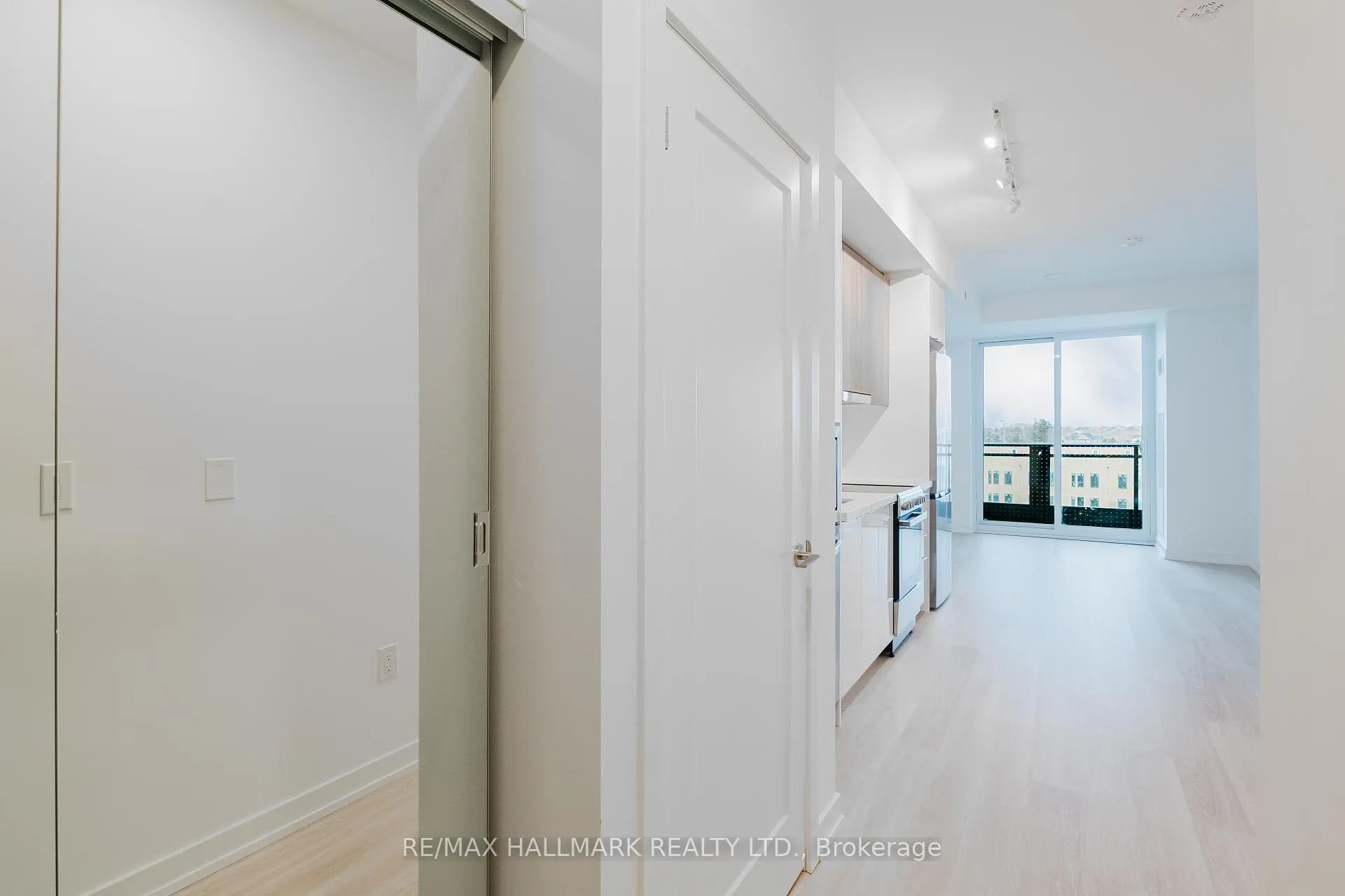 Photo 2 of Unit A-540, 9763 Markham Road, Markham, Greensborough — HOMEH