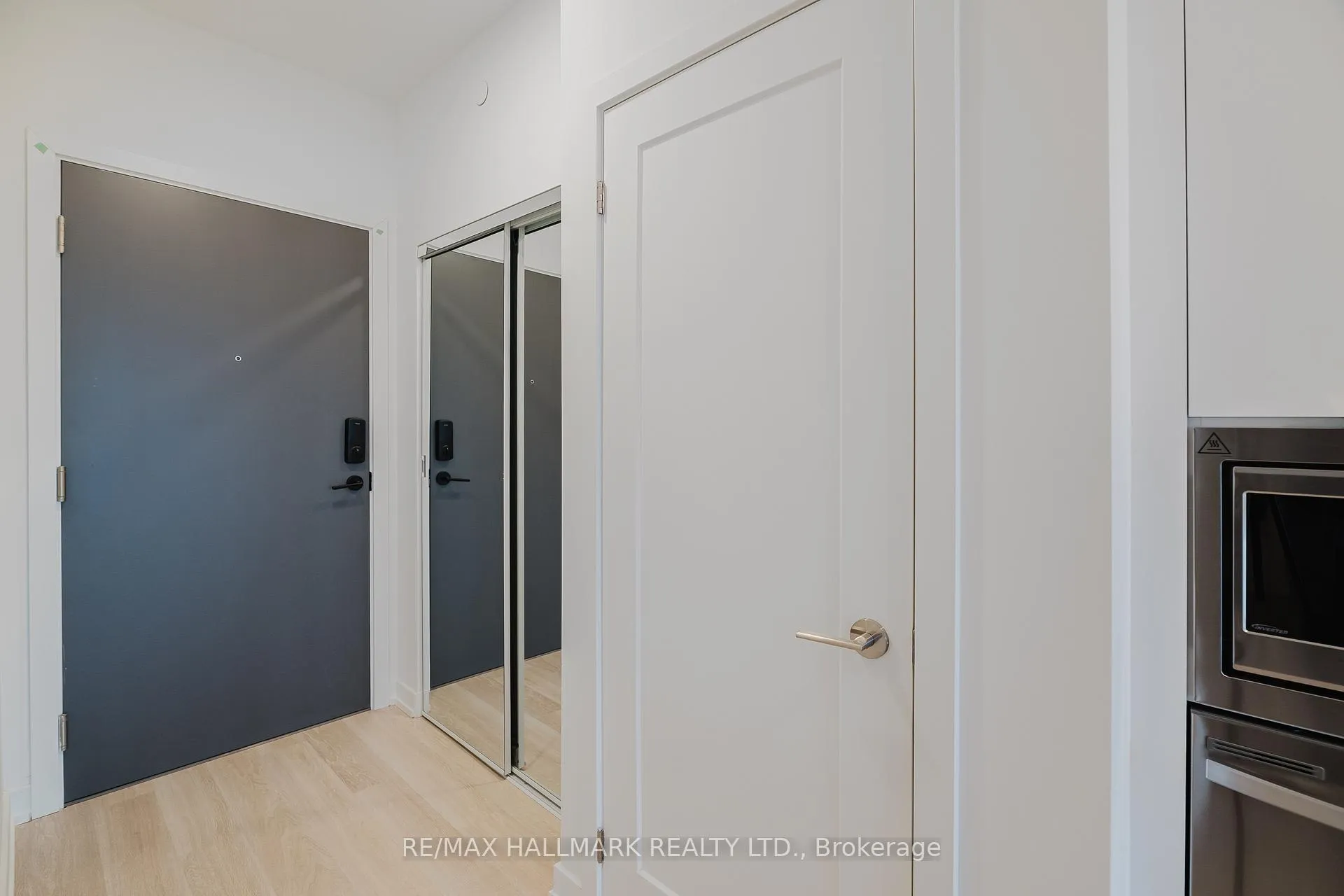 Photo 3 of Unit A-540, 9763 Markham Road, Markham, Greensborough — HOMEH