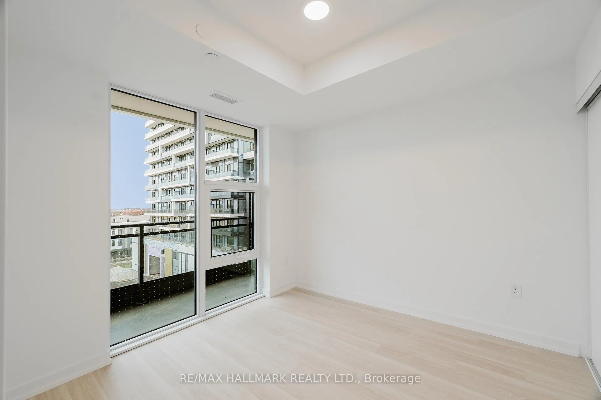 Photo 7 of Unit A-540, 9763 Markham Road, Markham, Greensborough — HOMEH