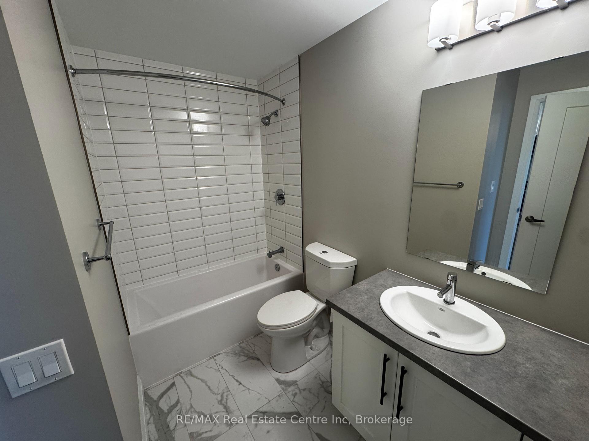 Photo 8 of Unit 708, 332 Gosling Gardens, Guelph, Clairfields/Hanlon Business Park — HOMEH