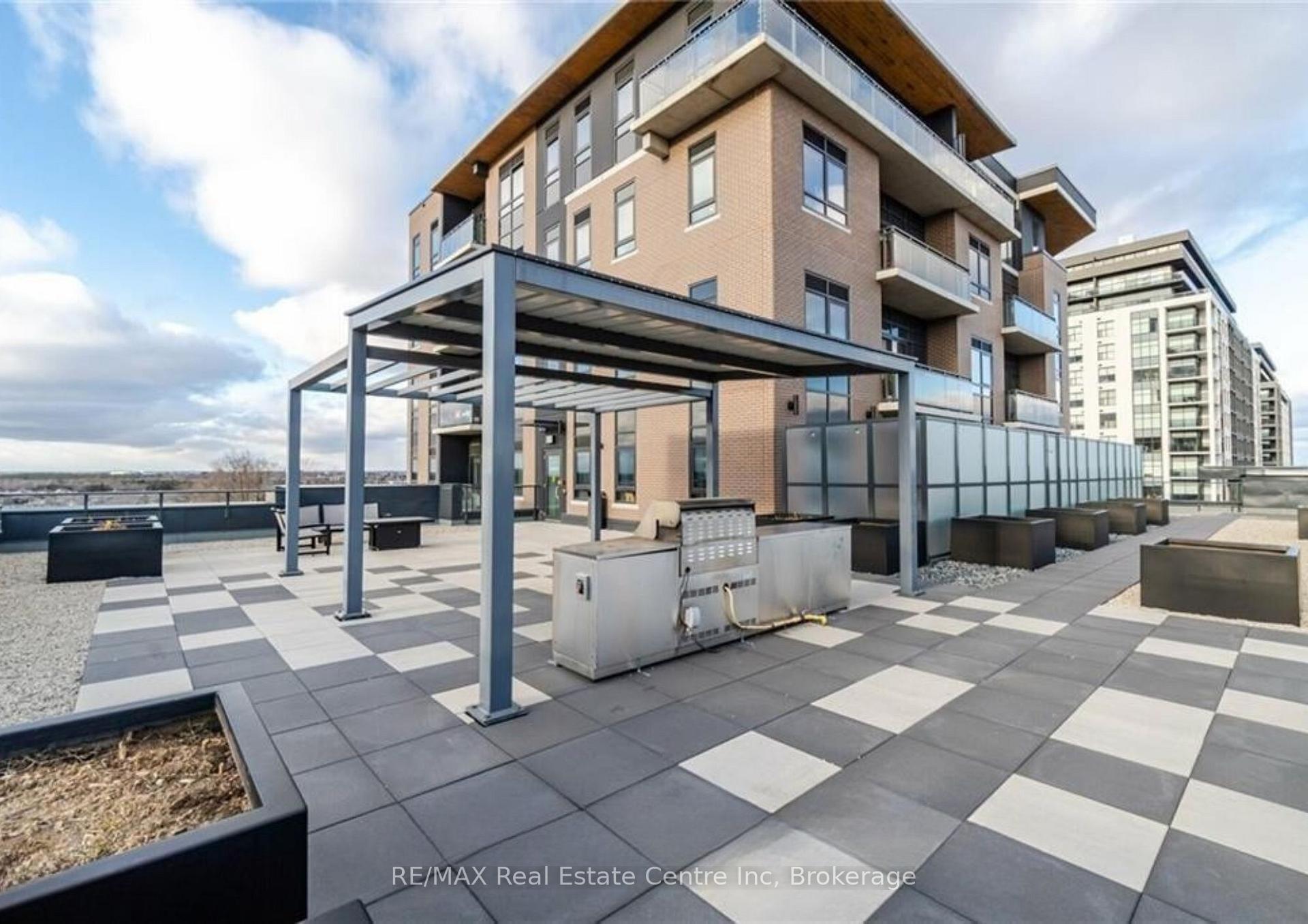 Photo 17 of Unit 708, 332 Gosling Gardens, Guelph, Clairfields/Hanlon Business Park — HOMEH