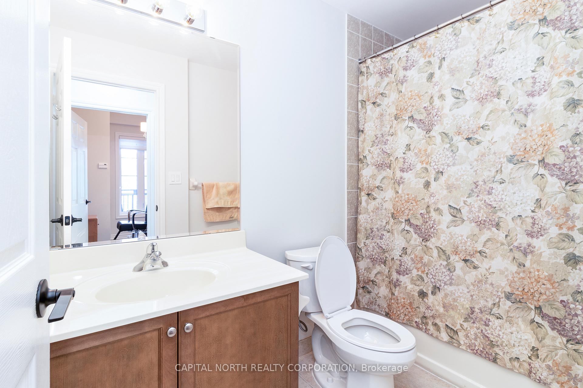 Photo 23 of Unit 301, 4620 Highway 7, Vaughan, East Woodbridge — HOMEH