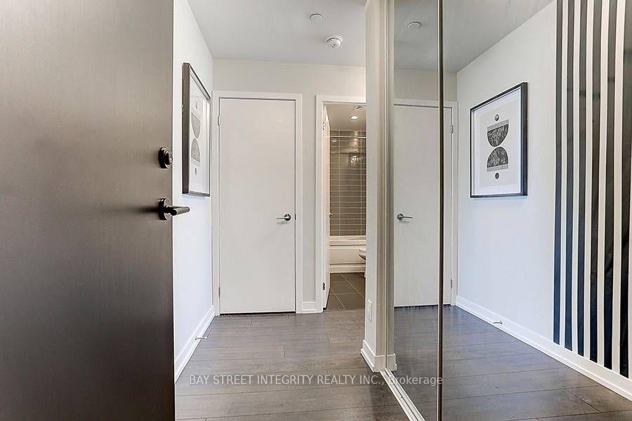Photo 5 of Unit 1912, 125 Redpath Avenue, Toronto, Mount Pleasant West — HOMEH