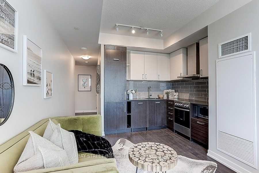 Photo 14 of Unit 1912, 125 Redpath Avenue, Toronto, Mount Pleasant West — HOMEH
