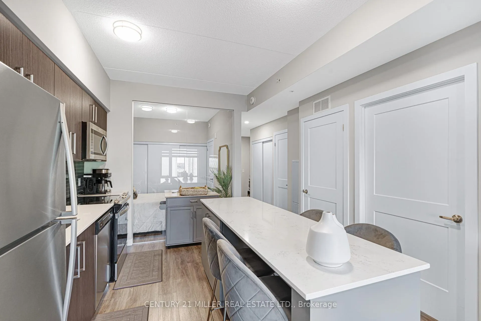 Photo 10 of Unit 1009, 15 Queen . Street S, Hamilton, Central — HOMEH
