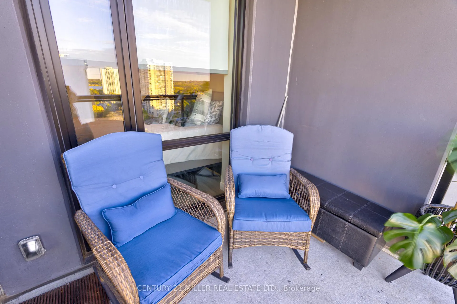 Photo 26 of Unit 1009, 15 Queen . Street S, Hamilton, Central — HOMEH