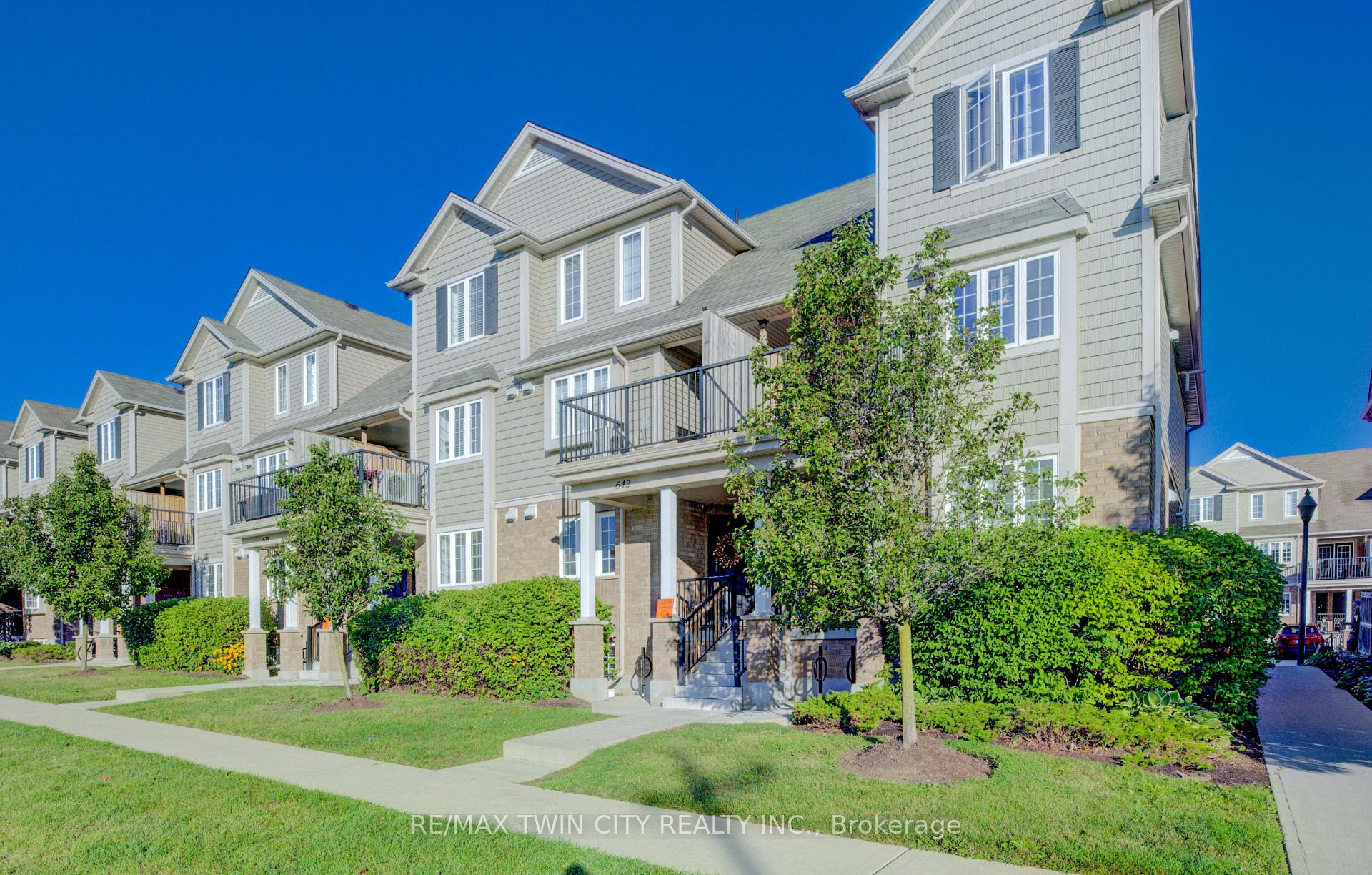 Photo 2 of Unit 642A, 642 Woodlawn Road E, Guelph, Victoria North — HOMEH