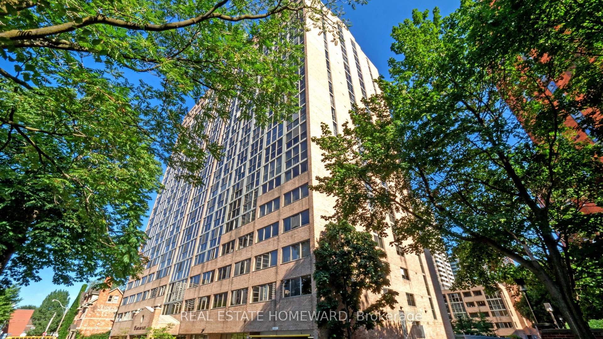 Photo 2 of Unit 1806, 15 Maitland Place, Toronto, Cabbagetown-South St. James Town — HOMEH
