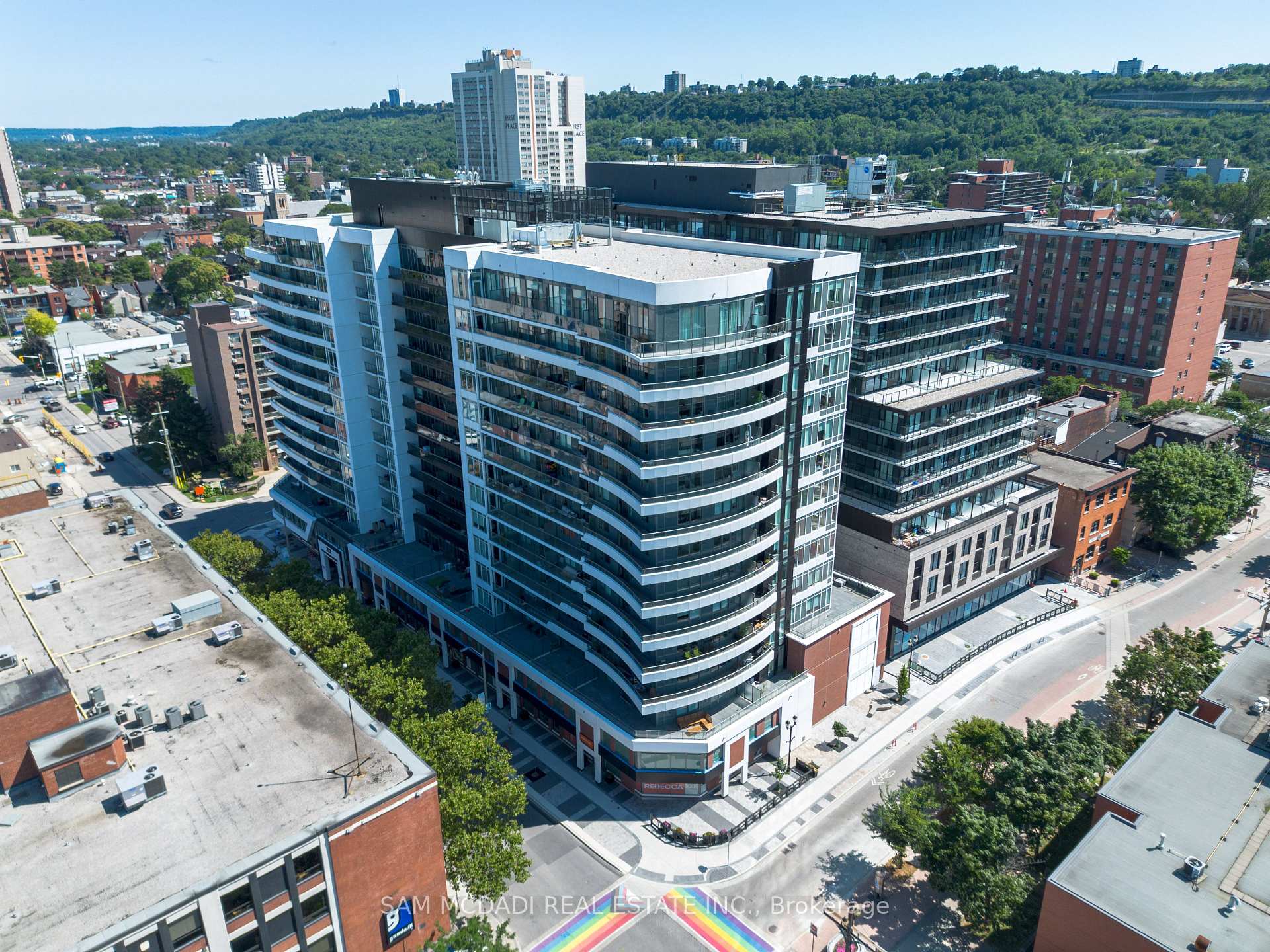 Photo 2 of Unit 417, 212 King William Street, Hamilton, Beasley — HOMEH