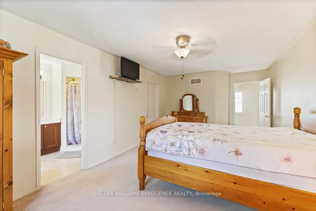 Photo 17 of 38 Truax Crescent, Essa, Angus — HOMEH
