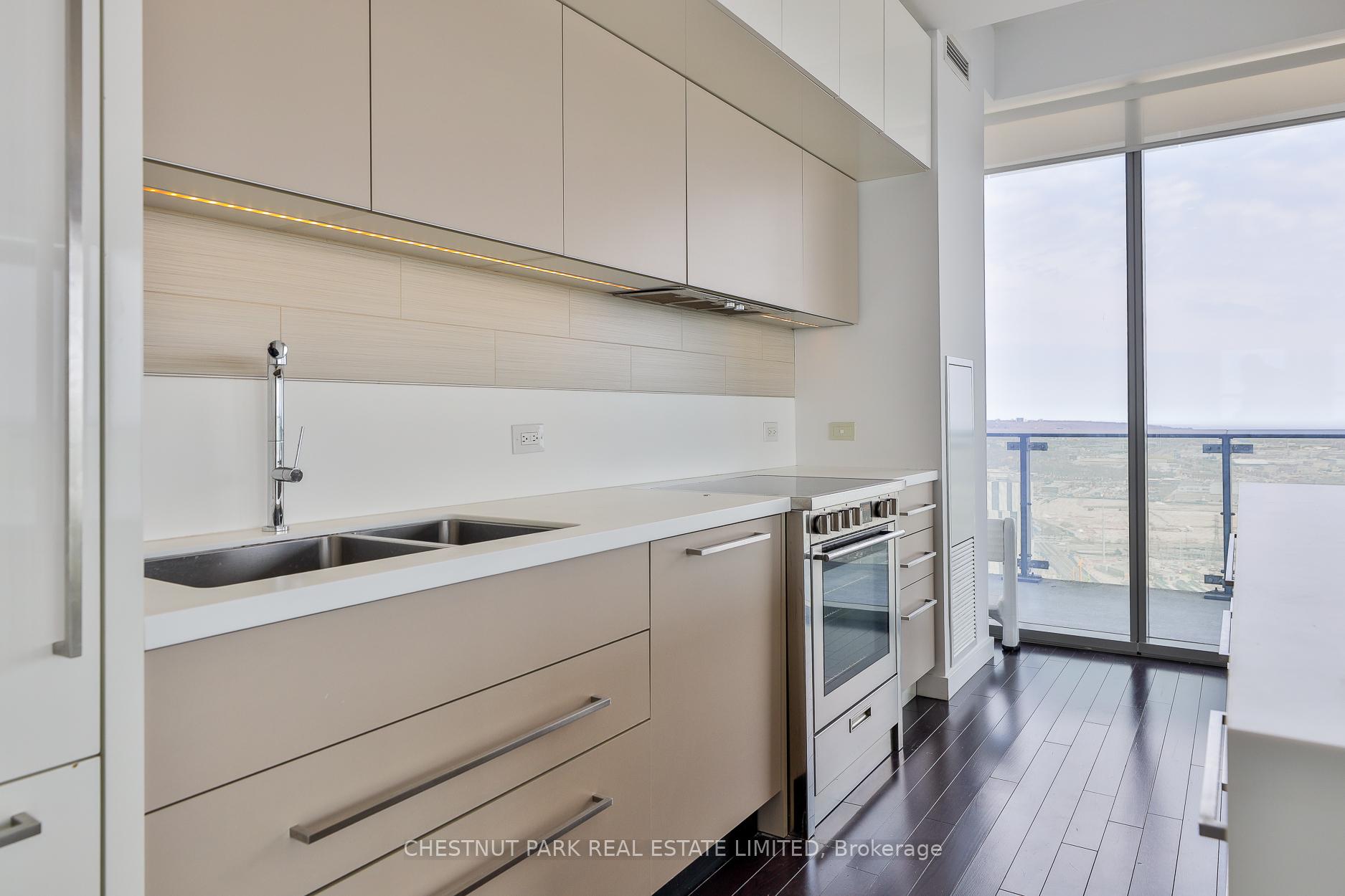 Photo 6 of Unit 3406, 390 Cherry Street, Toronto, Waterfront Communities — HOMEH
