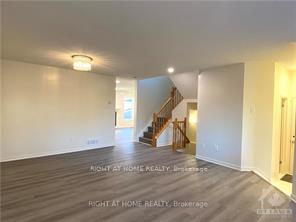 Photo 4 of 218 Highpointe Crescent, Ottawa, Barrhaven - Strandherd — HOMEH