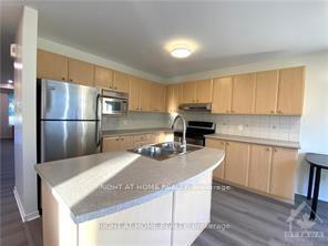 Photo 6 of 218 Highpointe Crescent, Ottawa, Barrhaven - Strandherd — HOMEH