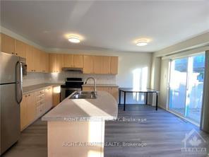 Photo 10 of 218 Highpointe Crescent, Ottawa, Barrhaven - Strandherd — HOMEH
