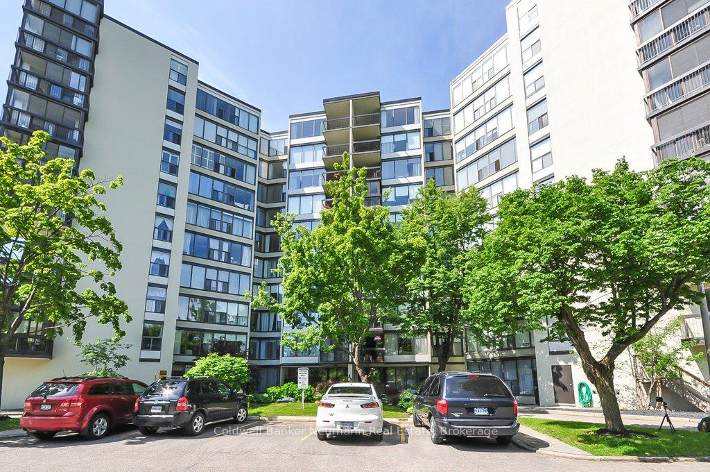 Photo 2 of Unit 812, 23 Woodlawn Road E, Guelph, Riverside Park — HOMEH