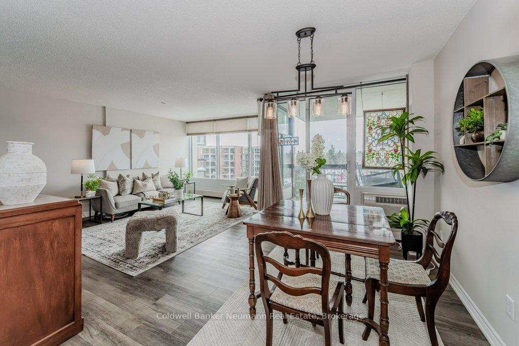 Photo 14 of Unit 812, 23 Woodlawn Road E, Guelph, Riverside Park — HOMEH