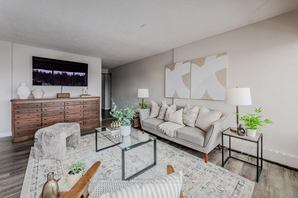 Photo 18 of Unit 812, 23 Woodlawn Road E, Guelph, Riverside Park — HOMEH