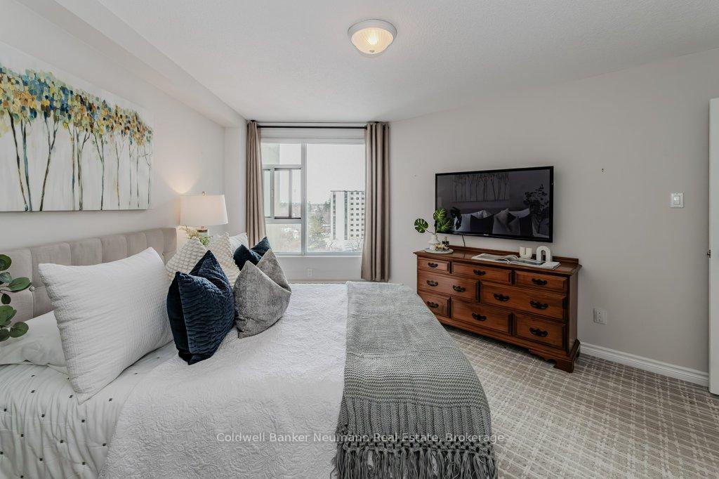 Photo 20 of Unit 812, 23 Woodlawn Road E, Guelph, Riverside Park — HOMEH
