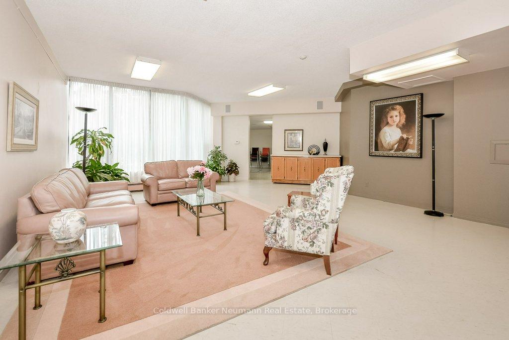 Photo 40 of Unit 812, 23 Woodlawn Road E, Guelph, Riverside Park — HOMEH
