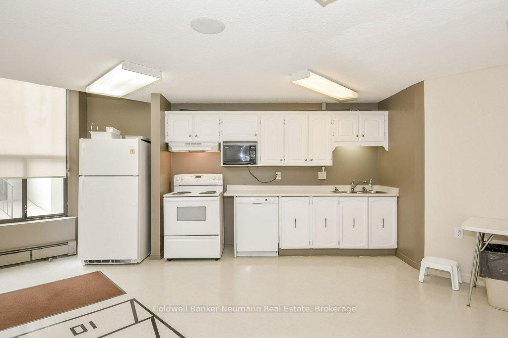 Photo 42 of Unit 812, 23 Woodlawn Road E, Guelph, Riverside Park — HOMEH