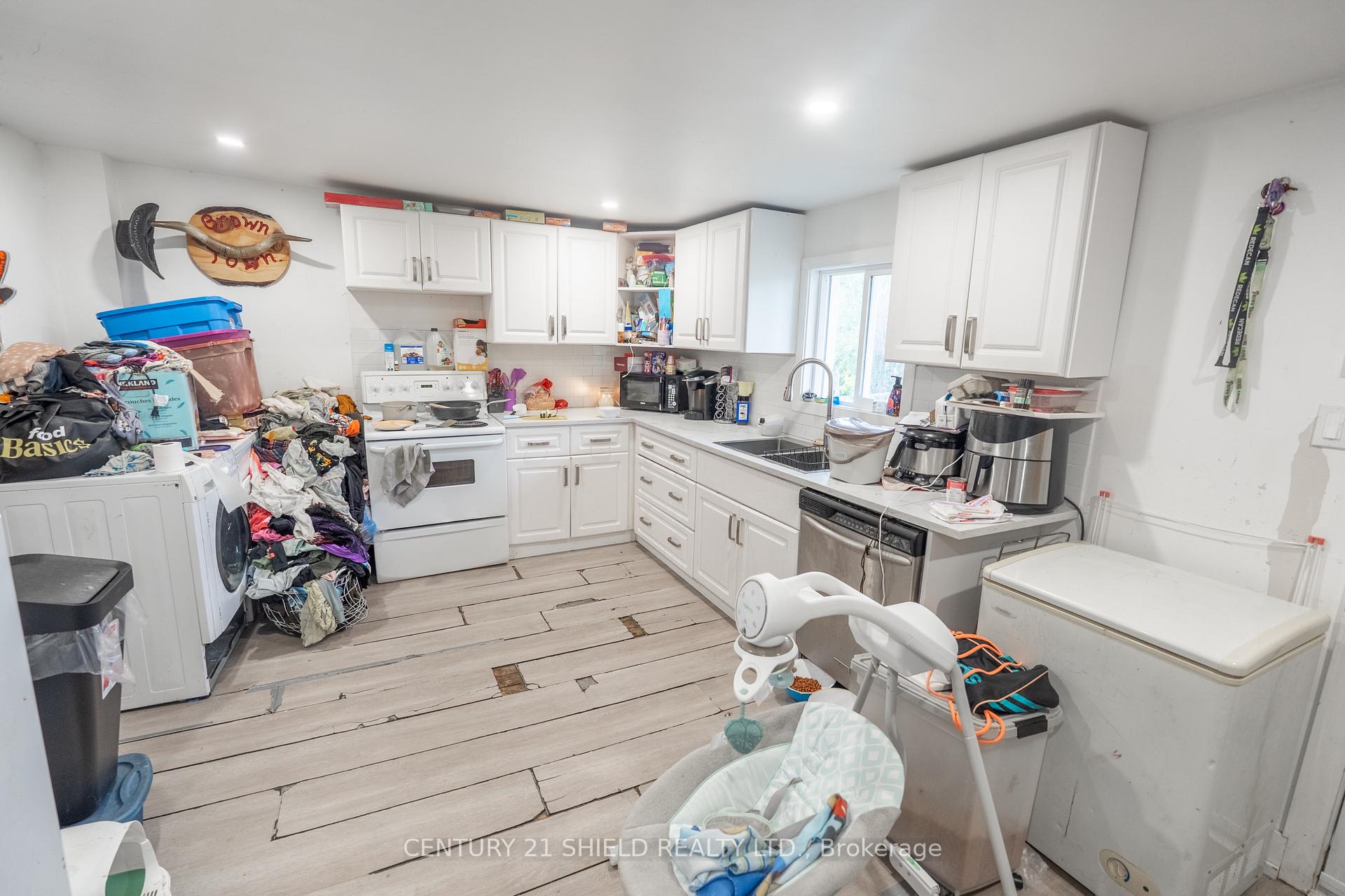 Photo 2 of 314 Guy Street, Cornwall — HOMEH