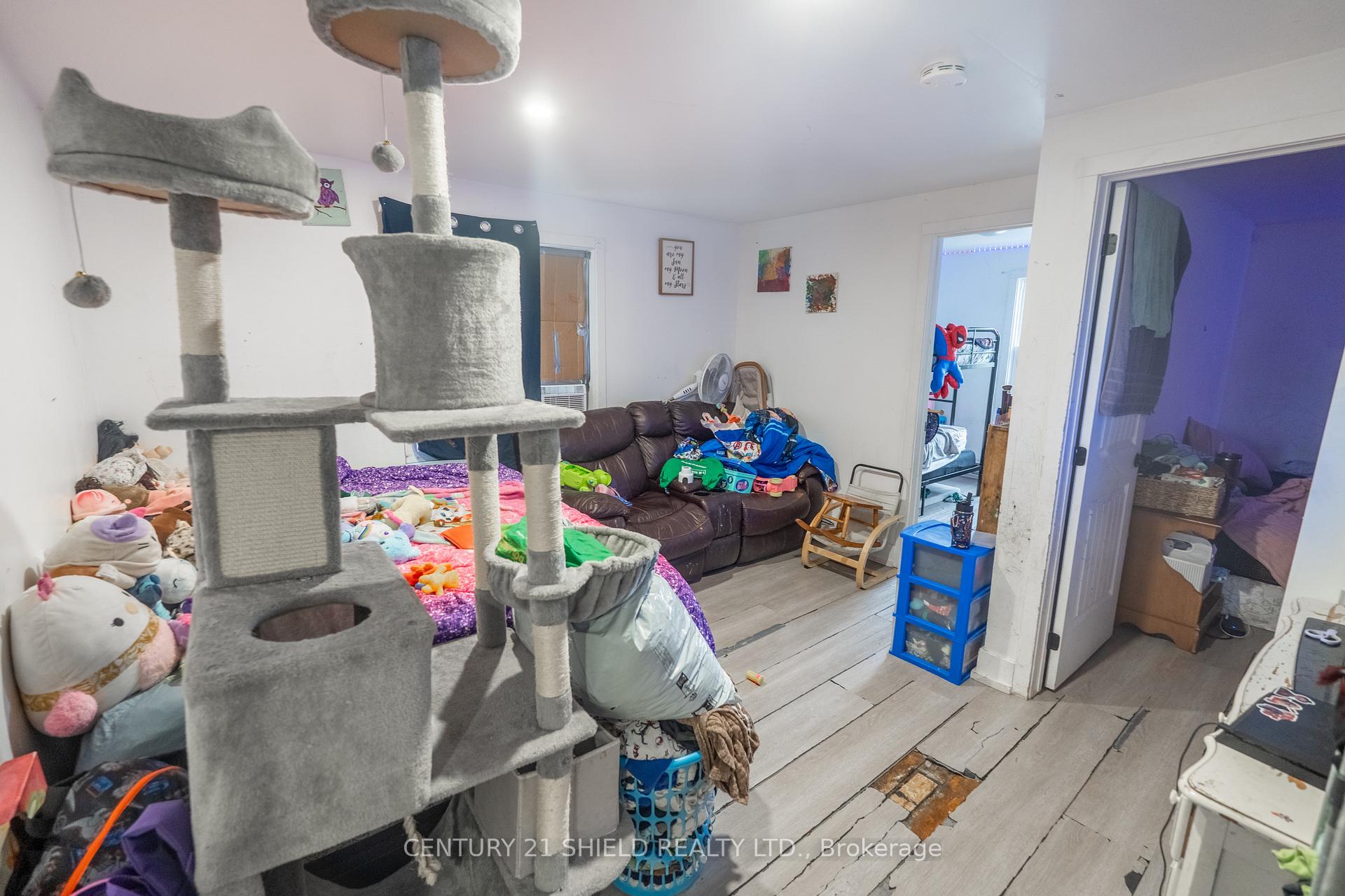 Photo 3 of 314 Guy Street, Cornwall — HOMEH