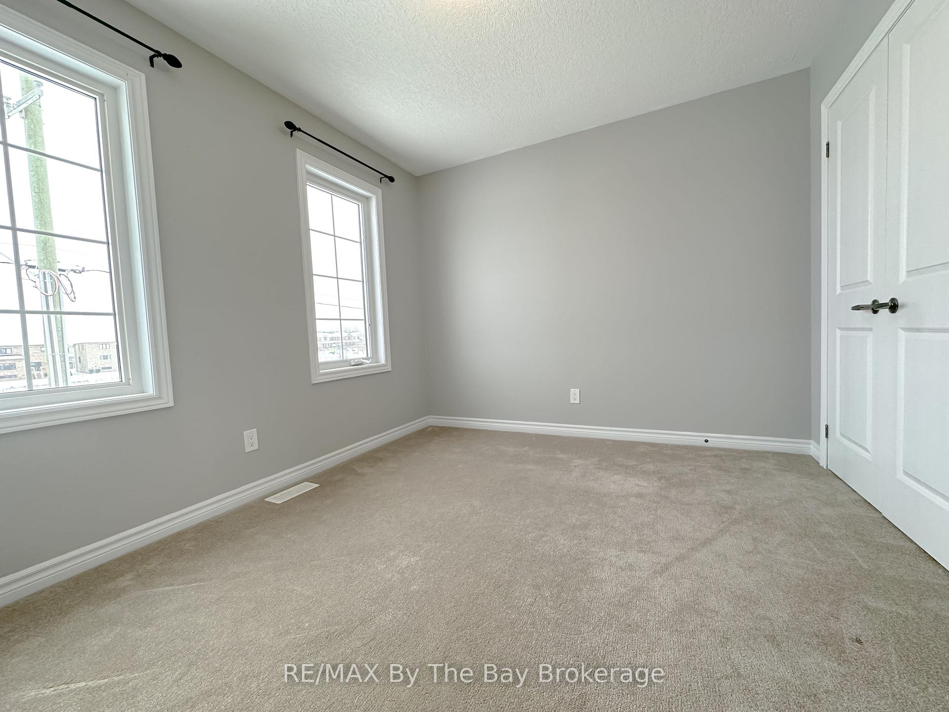 Photo 21 of 267 Quebec Street, Clearview, Stayner — HOMEH