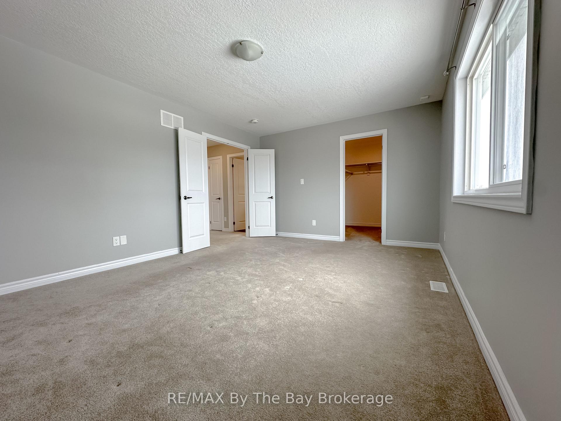 Photo 17 of 267 Quebec Street, Clearview, Stayner — HOMEH