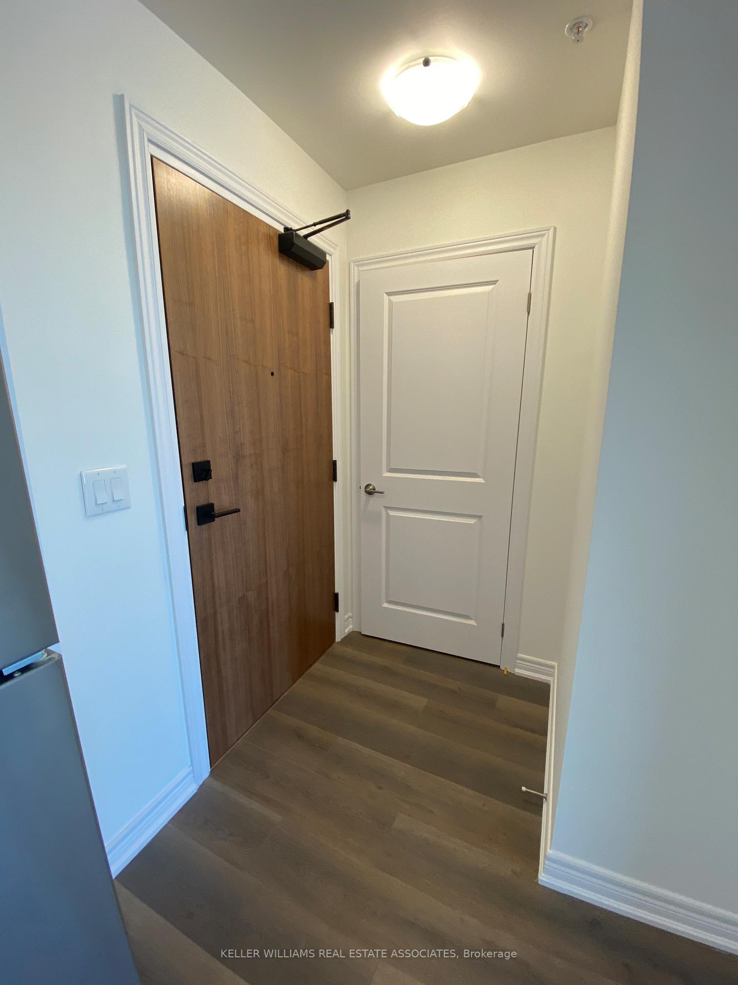 Photo 7 of Unit 303, 121 Highway 8, Hamilton, Stoney Creek — HOMEH