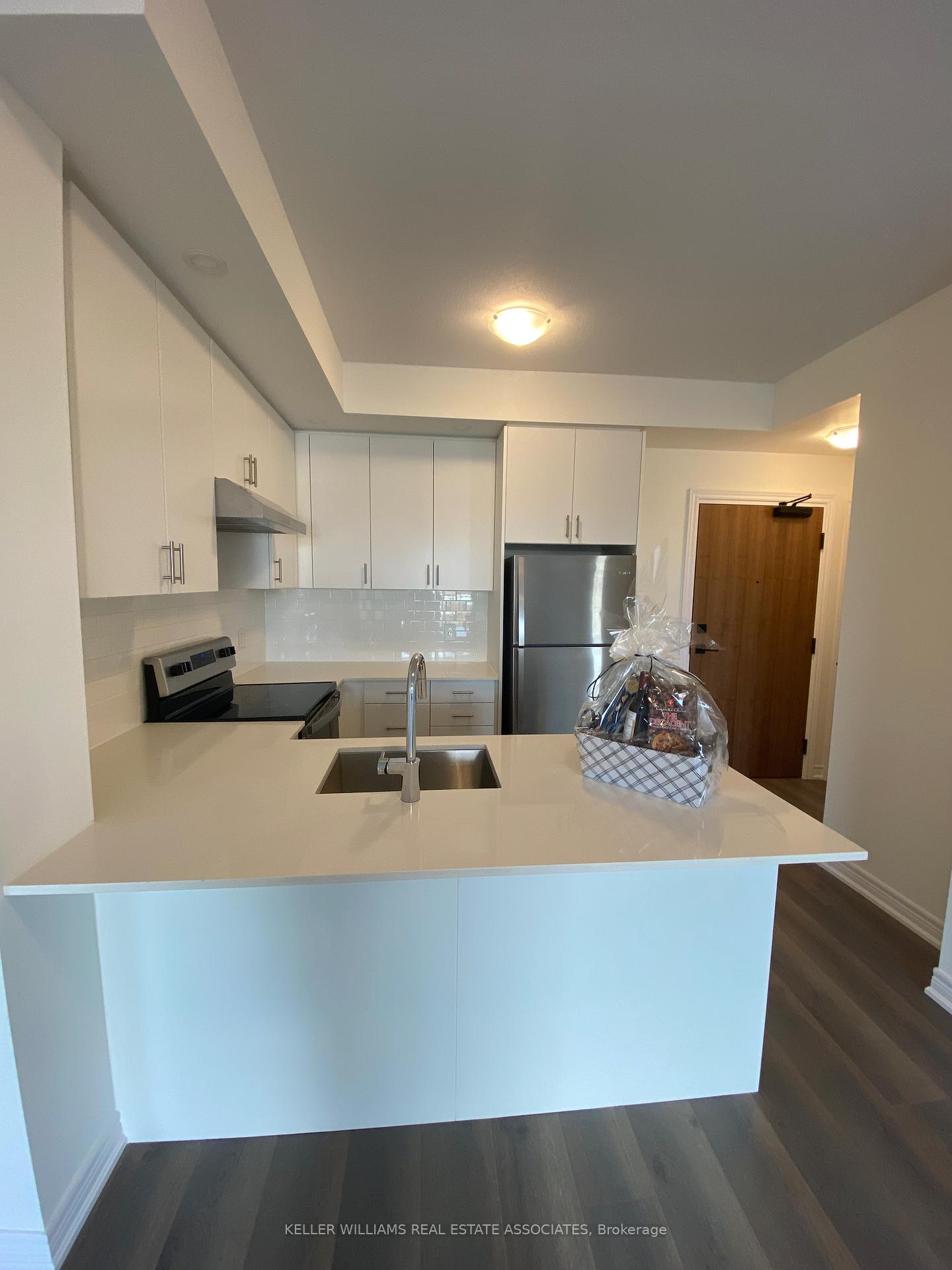 Photo 9 of Unit 303, 121 Highway 8, Hamilton, Stoney Creek — HOMEH