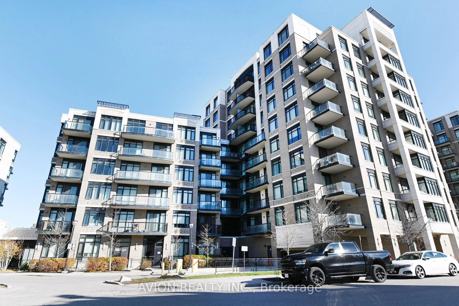 Photo 2 of Unit 507, 131 Upper Duke Crescent, Markham, Unionville — HOMEH